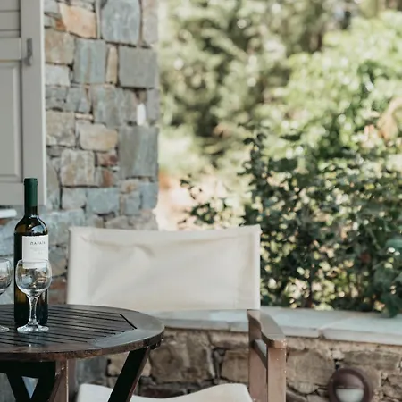 Palos * Livadi (Serifos)