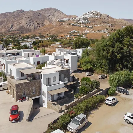 Palos * Livadi (Serifos)